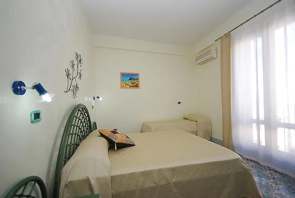 Hotel Il Melograno San Vito Lo Capo 2*,  Italia